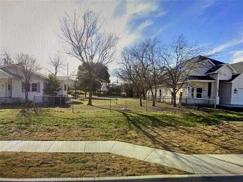 3408 Avenue E, Fort Worth, TX 76105