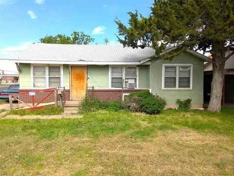 2214 N Woodland Street, Amarillo, TX 79107