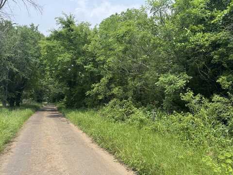 000 45030, Powderly, TX 75473