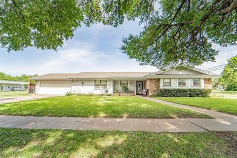 831 Plum Street, Graham, TX 76450