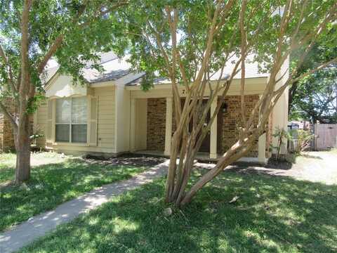713 Denmark Drive, Mesquite, TX 75149