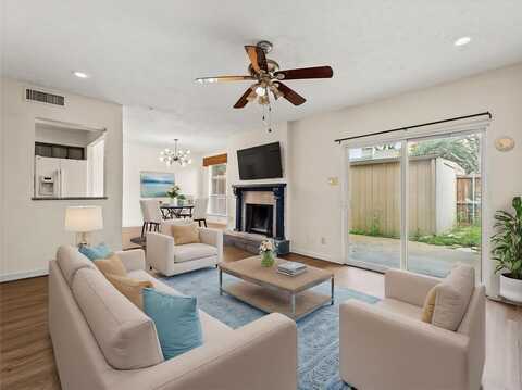 12605 Burninglog Lane, Dallas, TX 75243