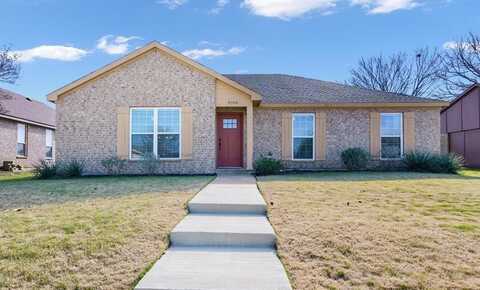 8106 Woodside Road, Rowlett, TX 75088