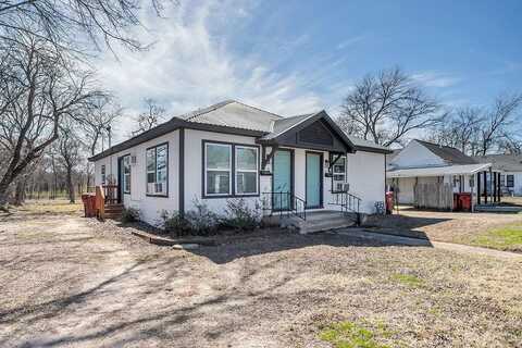 713 Sam Rayburn W, Bonham, TX 75418