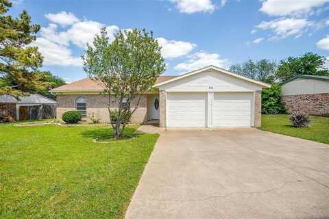 529 Baldwin Avenue, Crowley, TX 76036