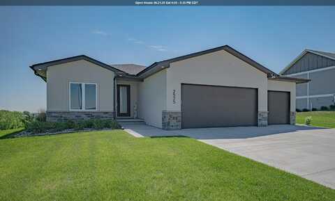 2525 GLEN ELLEN RD, Sioux City, IA 51106