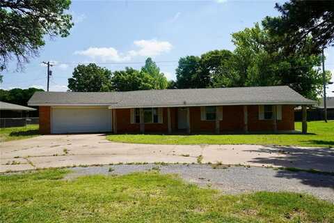 1212 N Main Street, Fairview, OK 73737