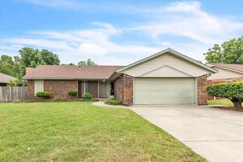 708 Cross Timbers Drive, Moore, OK 73160