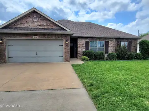 2026 Arizona Avenue, Joplin, MO 64804