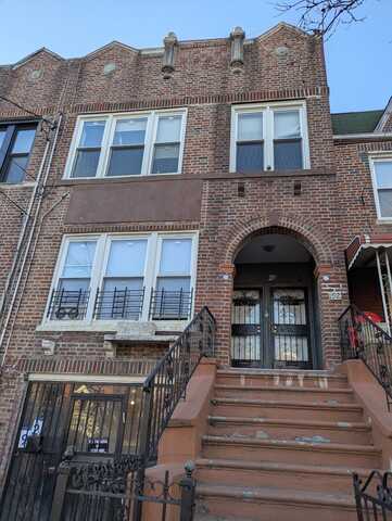 92 East 56th Street, Brooklyn, NY 11203
