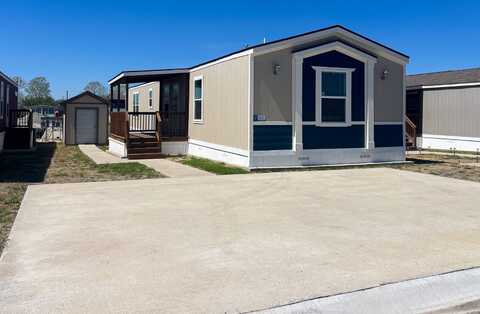 145 Paso Fino Dr, #173, Greenville, TX 75401