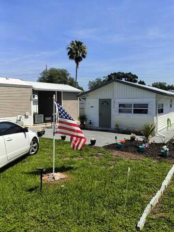 38709 Drum Hill Rd, Zephyrhills, FL 33540