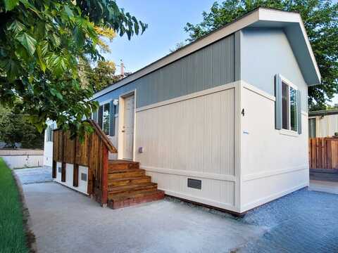 22466 S AIRPORT RD, Sonora, CA 95370