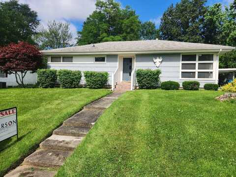 1201 North First Street, Fairfield, IL 62837