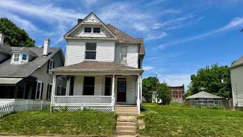 39 Warder St, Dayton, OH 45405