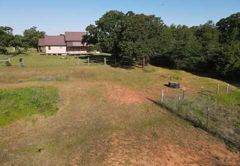 9350 Dobbs Rd, Luther, OK 74881