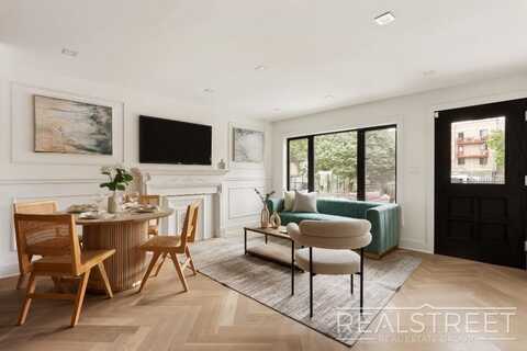 110 McKibbin St, BROOKLYN, NY 11206