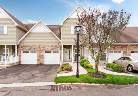 271 Andrew Drive, Mount Sinai, NY 11766