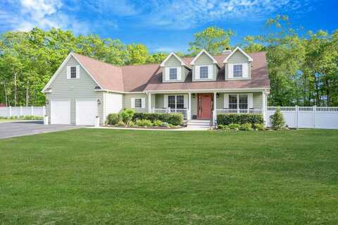 1 Mastro Court, Baiting Hollow, NY 11933