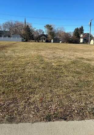 306 Main Street, BOTTINEAU, ND 58318