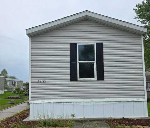 3735 Glenkirk Ln., Oshkosh, WI 54904