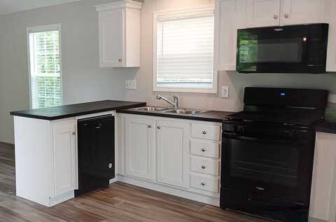 302 Emerald Drive, Union City, IN 47390