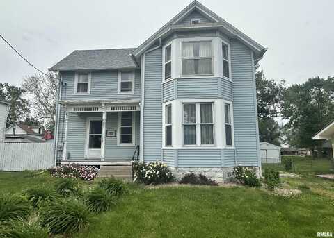 335 E SOUTH Street, Mendon, IL 62351