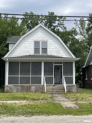 1425 E DIVISION Street, Springfield, IL 62702