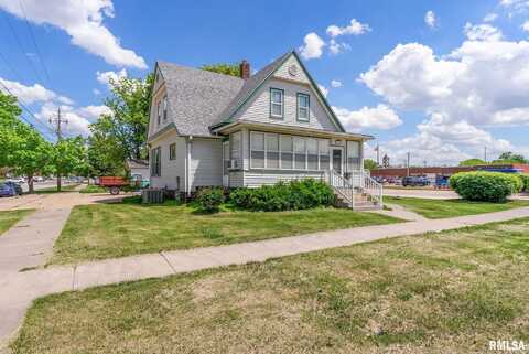 110 NW 3RD Avenue, Aledo, IL 61231