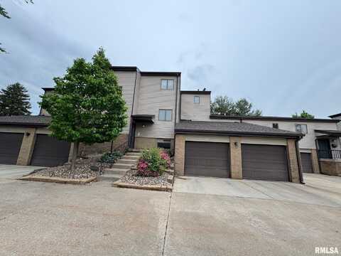 3143 4TH Street, Moline, IL 61265