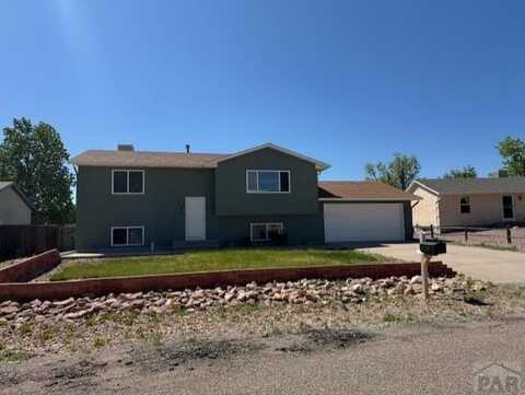 236 E Beshoar Dr, Pueblo West, CO 81007