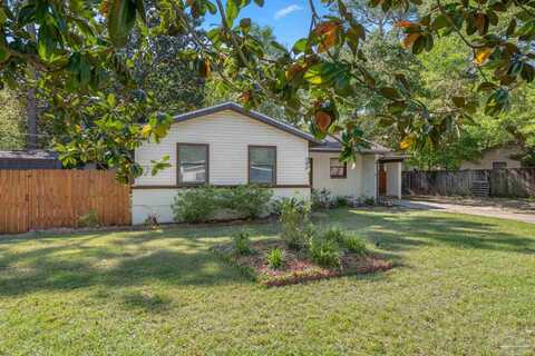 702 Beauvais Rd, Pensacola, FL 32505
