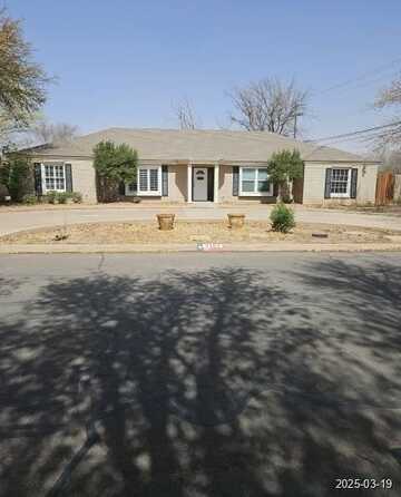 3300 Stanolind Ct, Midland, TX 79707