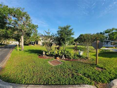 1915 SWANBOURNE LANE, LUTZ, FL 33558