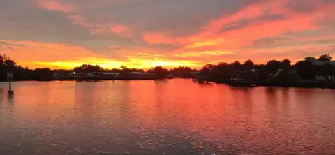 814 BLUE HERON BOULEVARD, RUSKIN, FL 33570