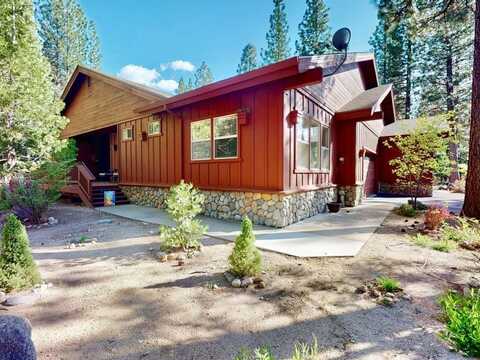 27 One Horse Way, Clio, CA 96106