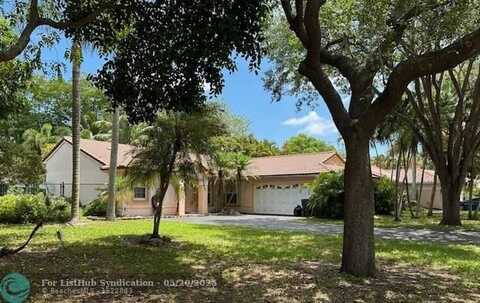 4477 NW 65th St, Coconut Creek, FL 33073