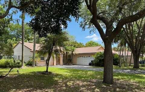 4477 NW 65th St, Coconut Creek, FL 33073
