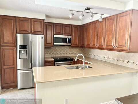 8175 Boca Rio Dr, Boca Raton, FL 33433