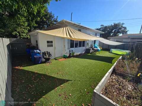 516 SW 15th St, Fort Lauderdale, FL 33315