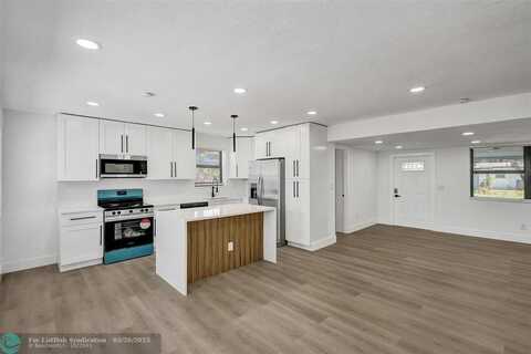 1302 S 22nd Ct, Hollywood, FL 33020