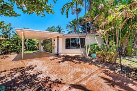 901 SE 14th Dr, Deerfield Beach, FL 33441