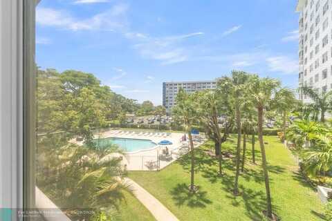 3800 Hillcrest Dr, Hollywood, FL 33021