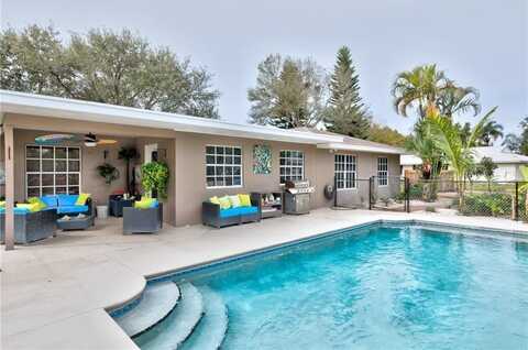 646 Colonial Drive, Vero Beach, FL 32962