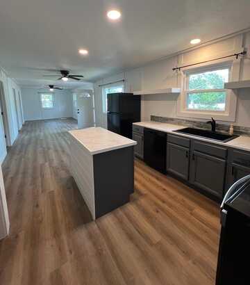 496 Ave A, Eastpoint, FL 32328