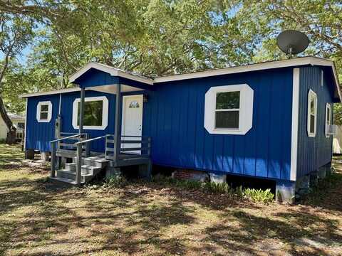 496 Ave A, Eastpoint, FL 32328