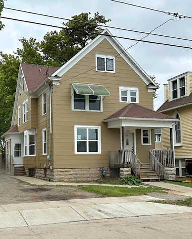 1011 NEBRASKA Street, OSHKOSH, WI 54902