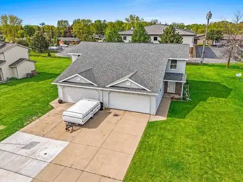 2815 AQUARIUS Road, GREEN BAY, WI 54311