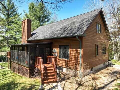 10661 W Falcon Ridge Road, Hayward, WI 54843