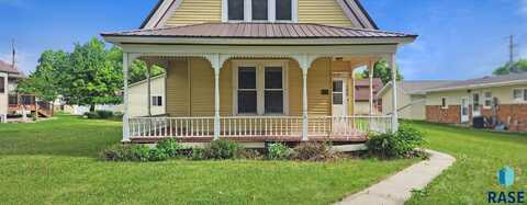 120 Main St, Scotland, SD 57059